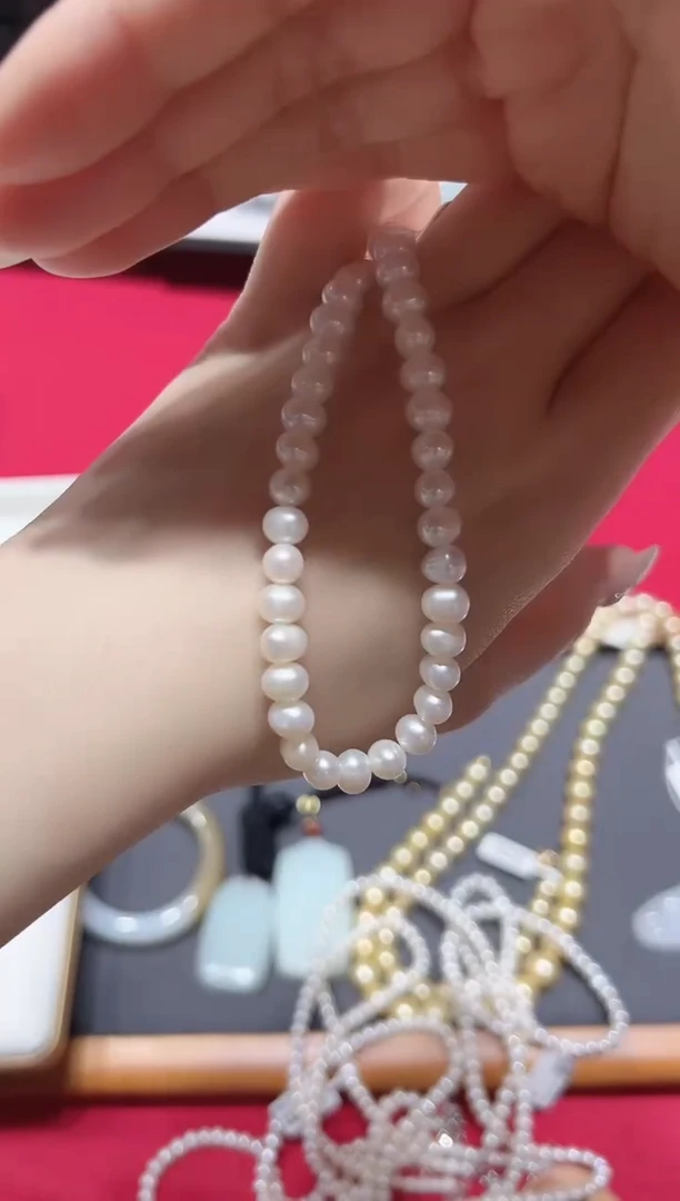 【闪购商品】淡水珍珠颈饰合金v0676