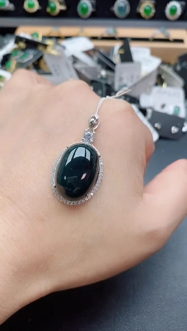 吊坠(赠链)银S925镶嵌翡翠1