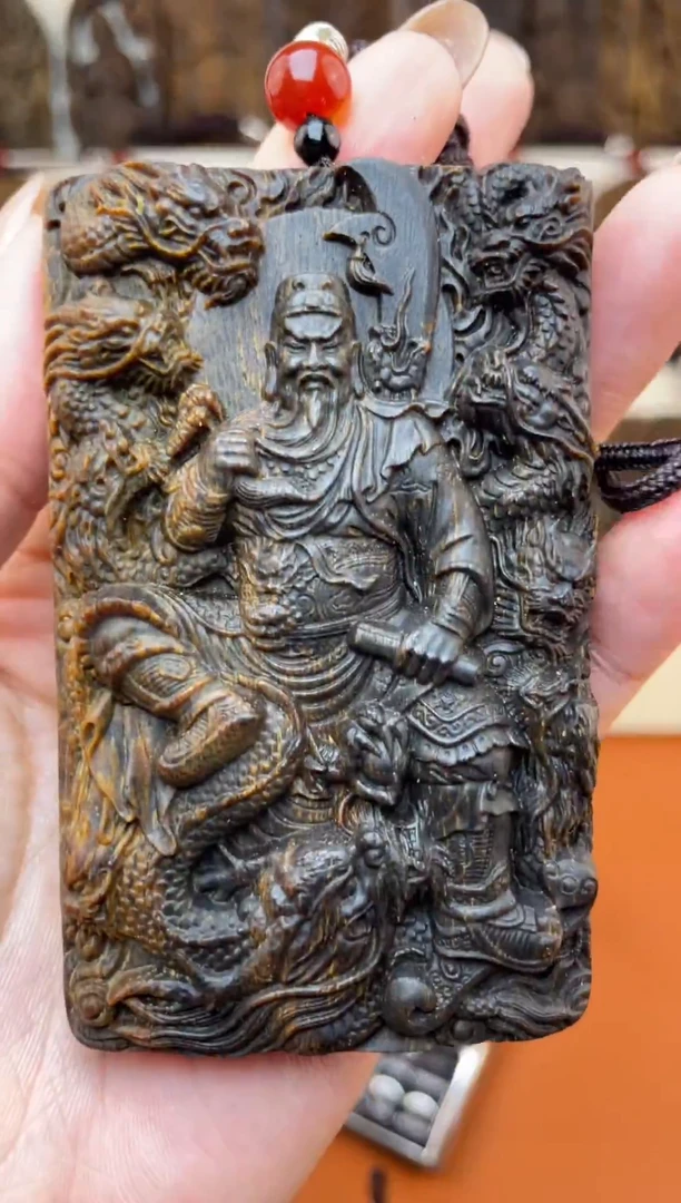 木木雕款芽庄 九龙关公8cm送养香瓶