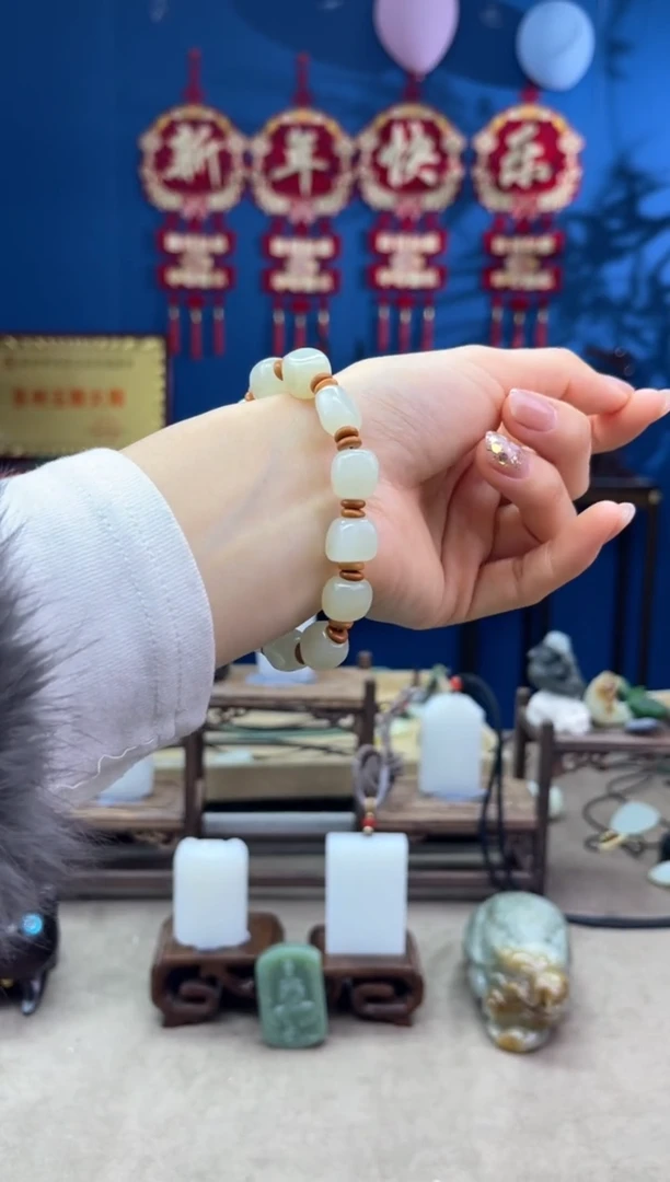 【闪购商品】和田玉颈饰未镶嵌1