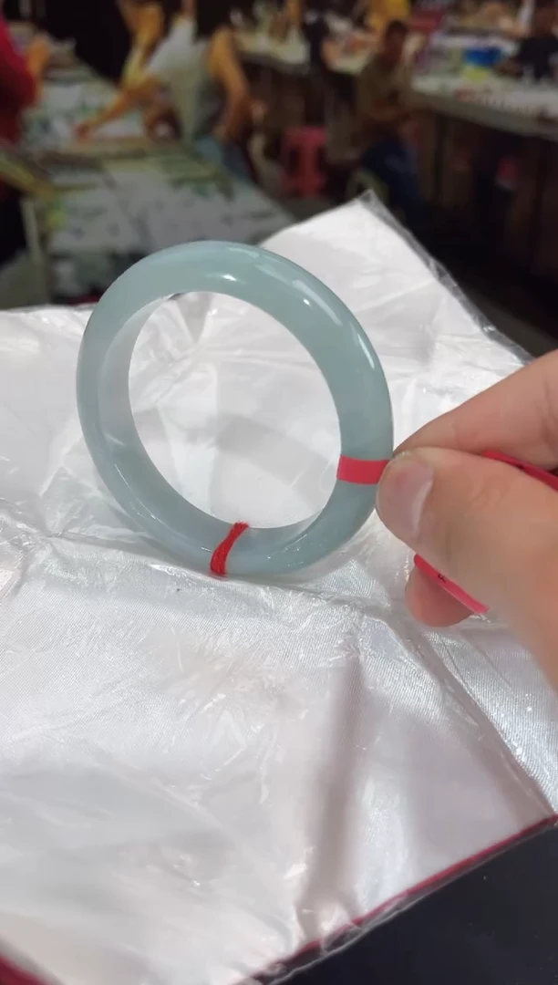 未镶嵌手镯翡翠翡翠手镯