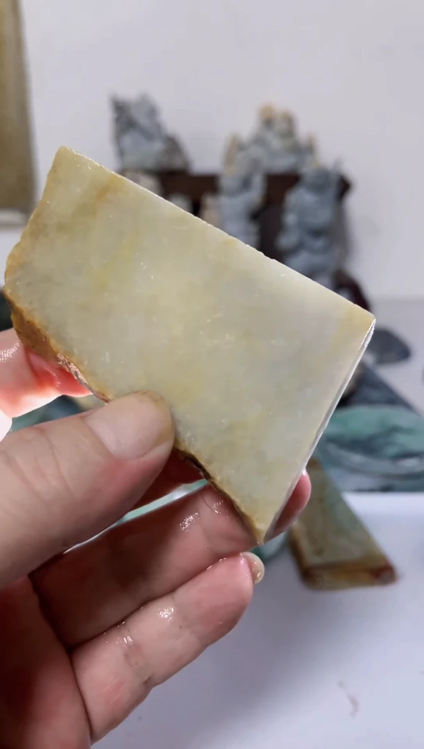 翡翠未镶嵌吊坠(不含链)282