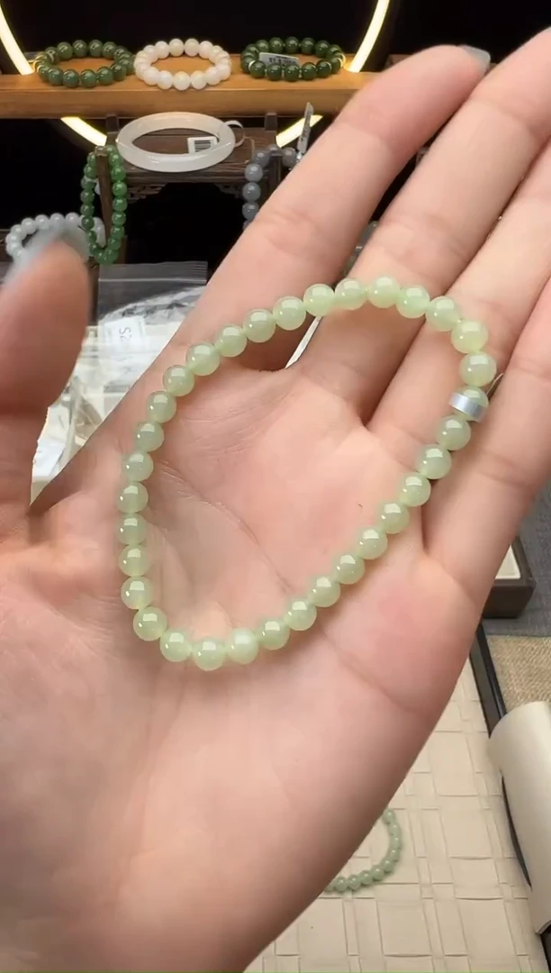 和田玉未镶嵌把件S35 晴水