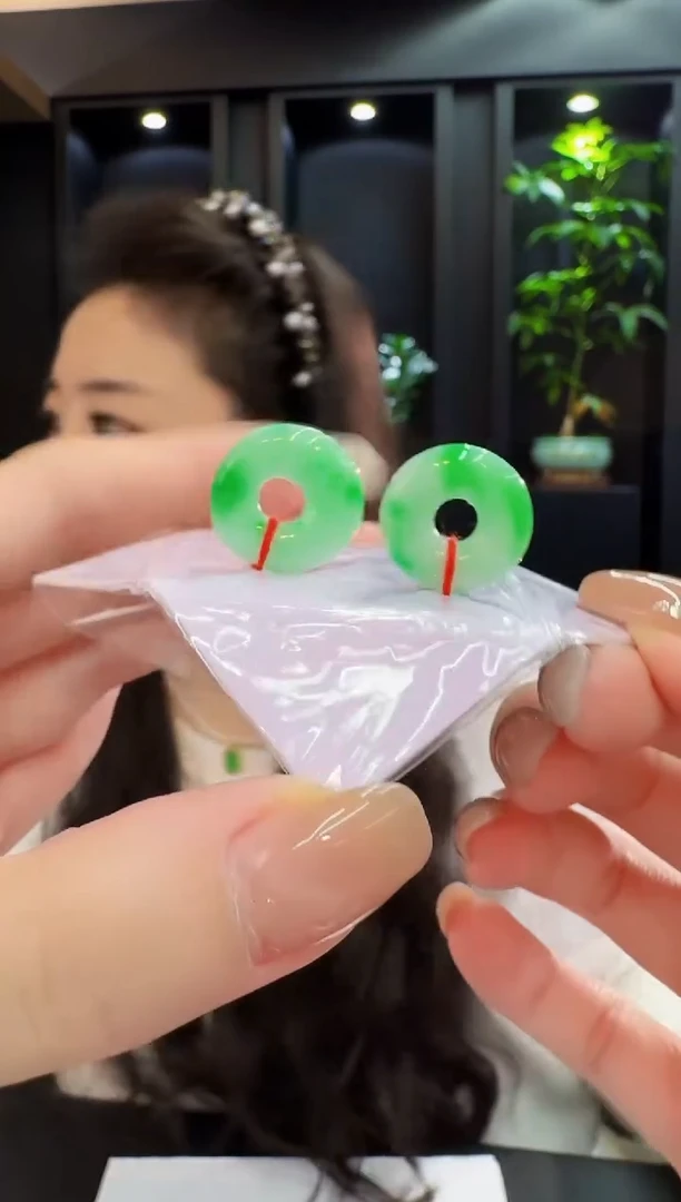 未镶嵌翡翠耳饰 含小耳包/多样性发货/一对