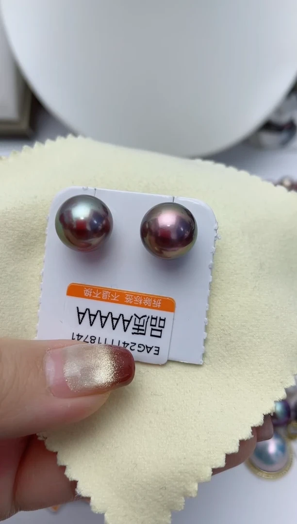 【闪购商品】淡水珍珠耳饰18K金镶嵌W75