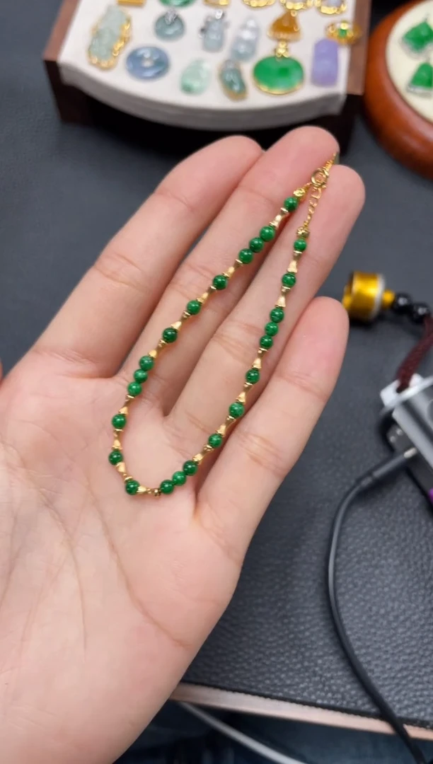【闪购商品】翡翠套链18K金镶嵌多样性发货一个  JK509