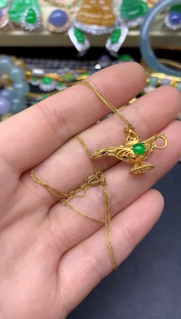 颈饰18K金镶嵌翡翠188-雪姐翡翠天天见