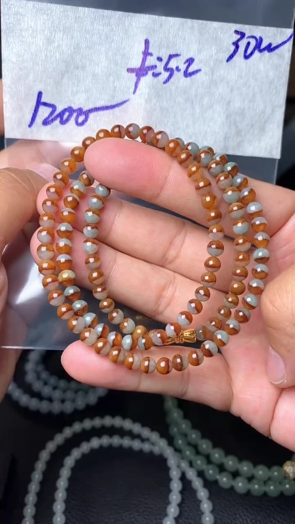定制翡翠未镶嵌毛货需精细抛光拍一发一