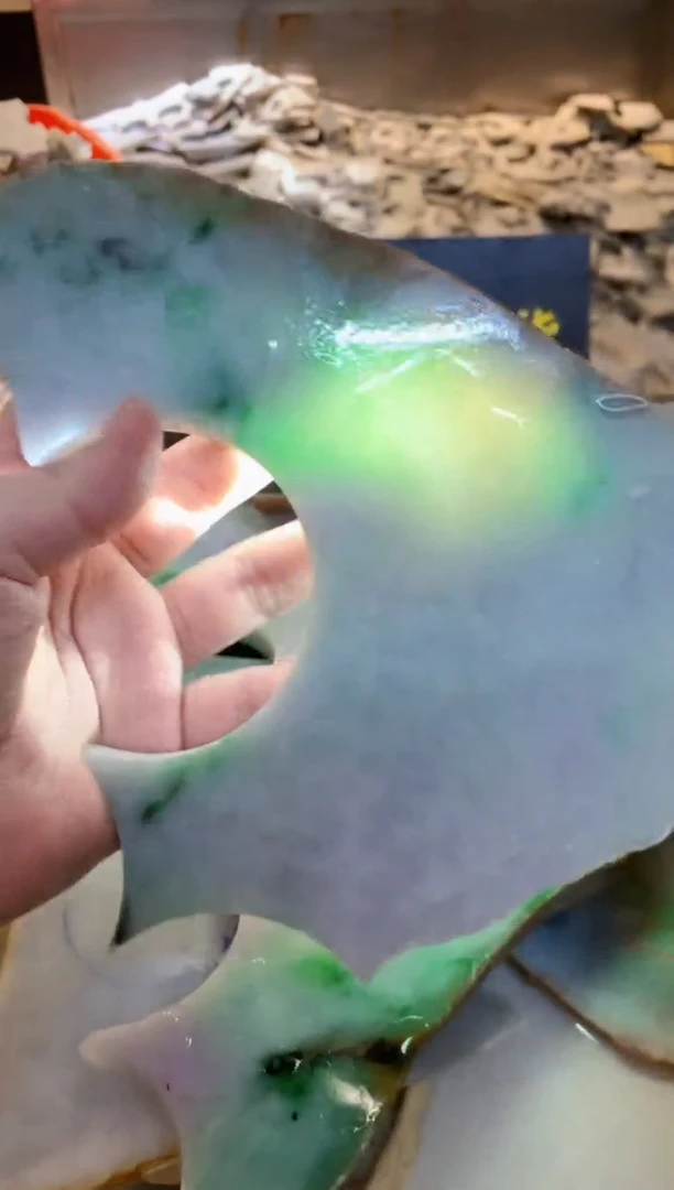 翡翠裸石加****30韩0翡翠珠宝349