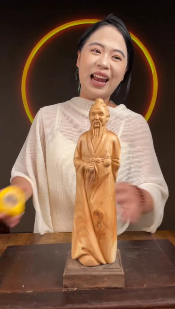柏木（崖柏）手工摆件,先抢先得! 编号:185