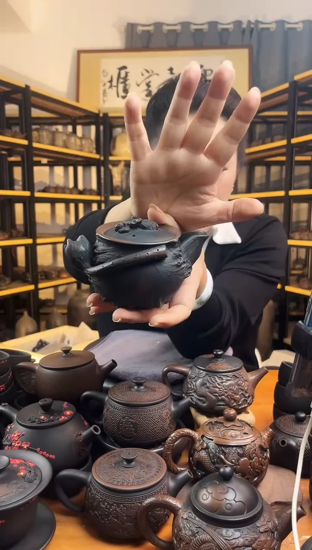 【闪购商品】壶根艺 手抓壶 金鱼顶