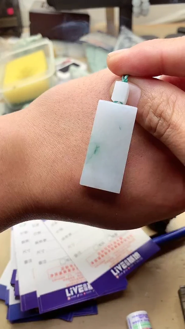 【闪购商品】定制翡翠未镶嵌翡翠1