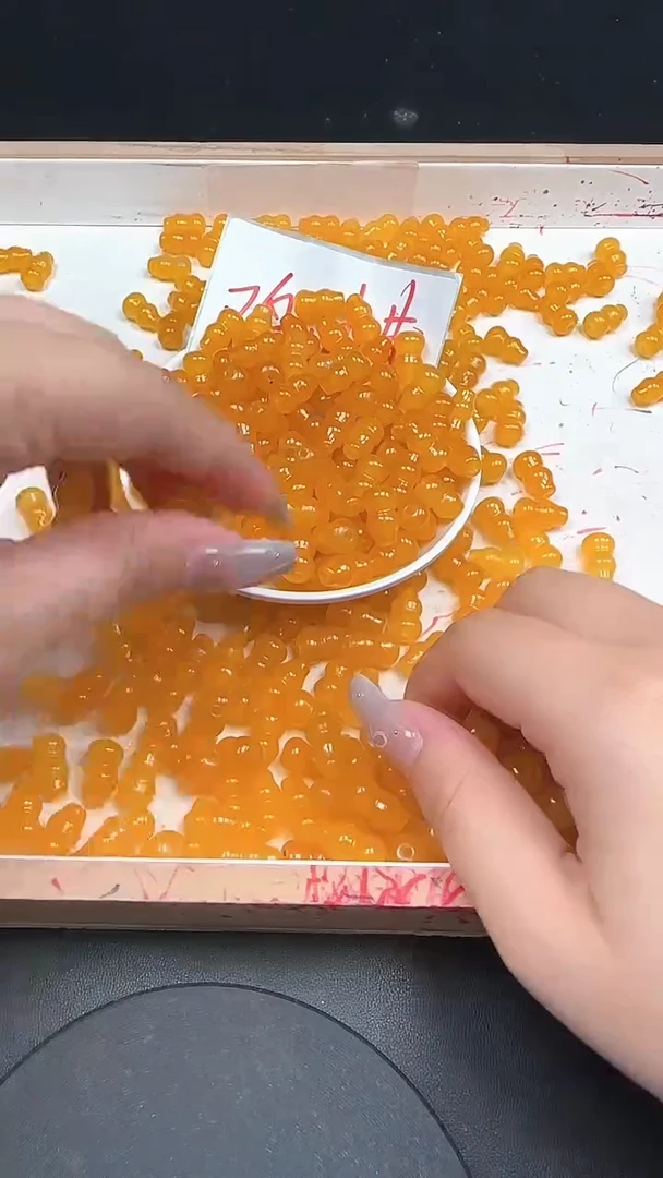 未镶嵌玛瑙/玉髓珠宝半成品鸡油黄葫芦N415卡8*14mm散珠10颗