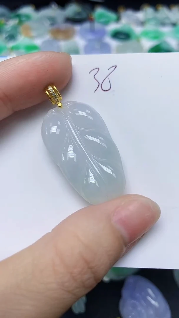 翡翠未镶嵌颈饰 天然缅甸翡翠A货