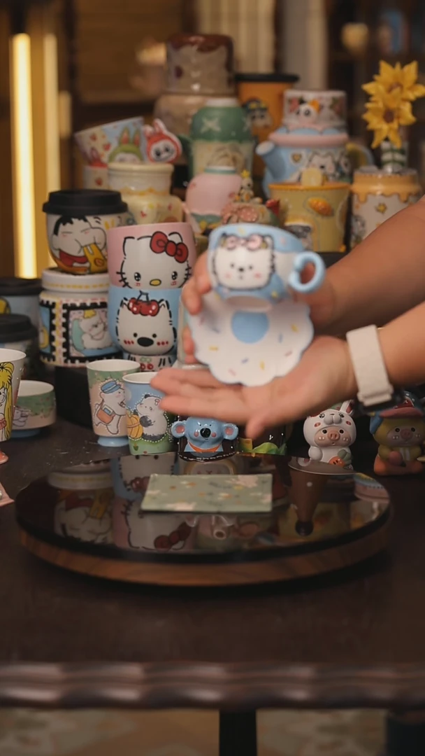 景德镇釉下彩绘设计师款式陶瓷