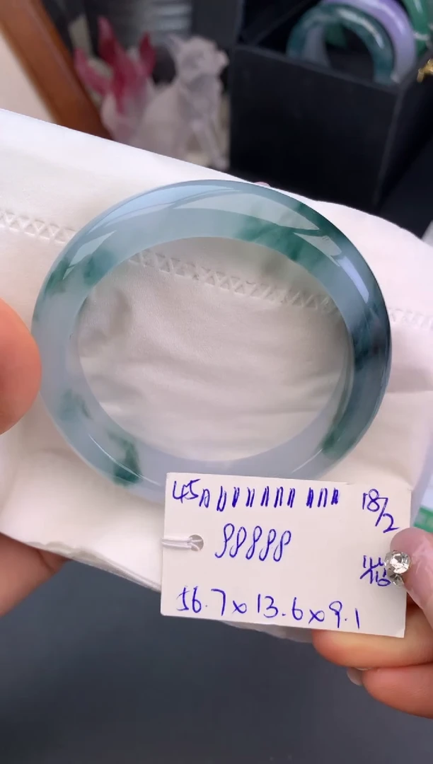 【闪购商品】翡翠手镯未镶嵌玉手镯