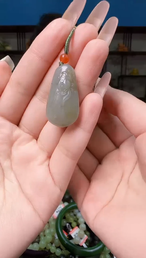 颈饰未镶嵌和田玉多样性发一