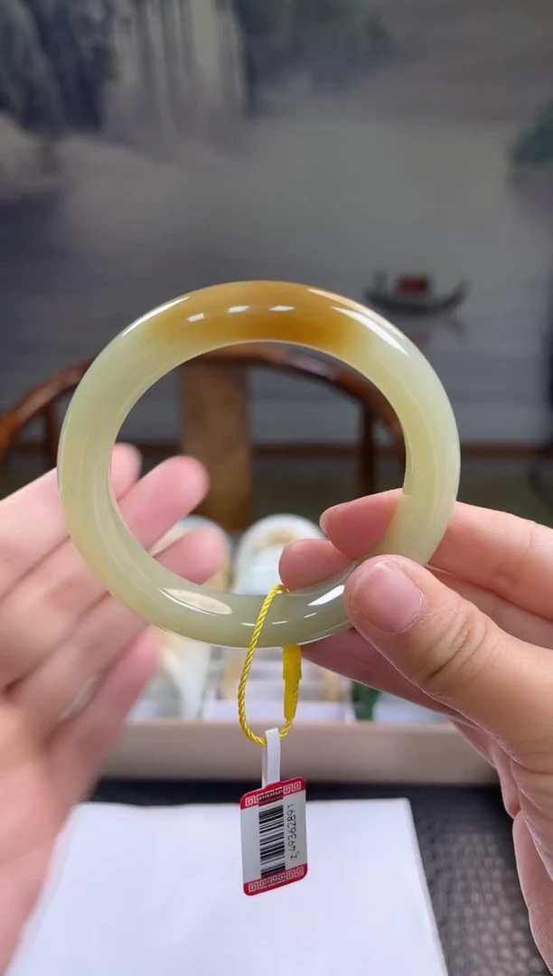 未镶嵌手镯和田玉57+圈口2891