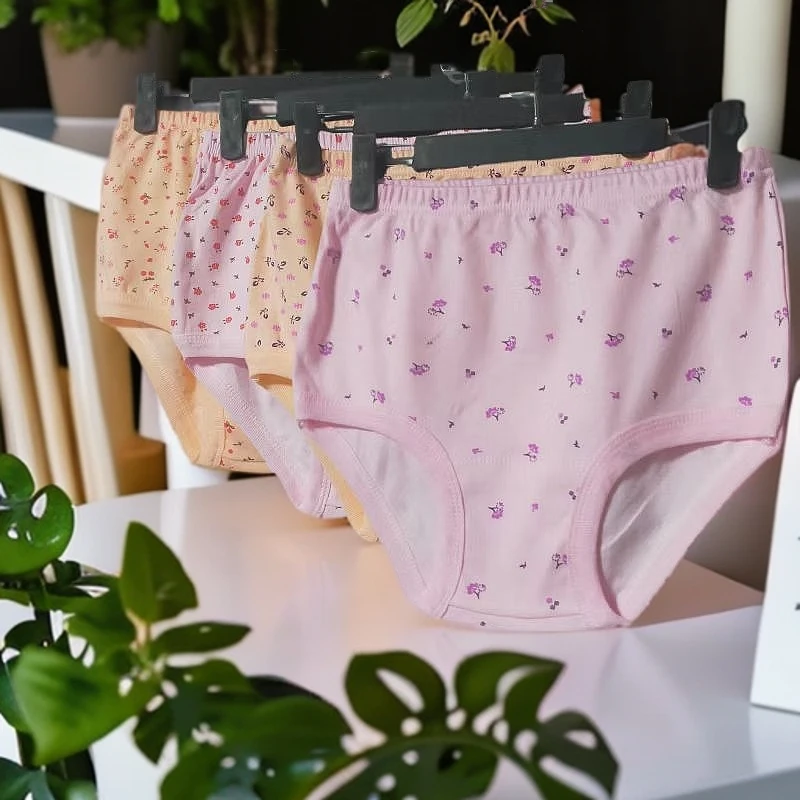 妈妈中老年高腰短裤印花宽松抑菌短裤亲肤老年人加肥柔软女士