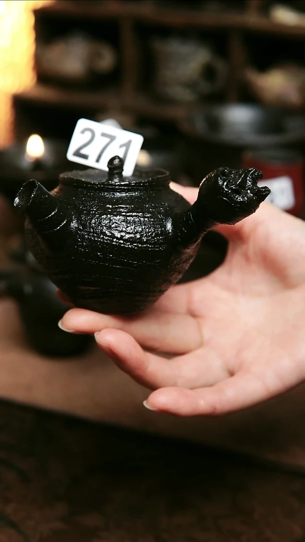 紫砂全手工侧把茶壶120毫升左右