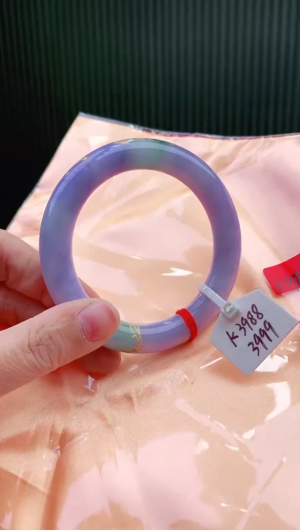 未镶嵌手镯翡翠56+