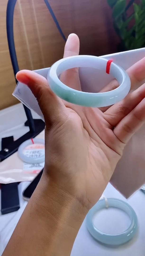 未镶嵌手镯翡翠正圈57圈口，4034