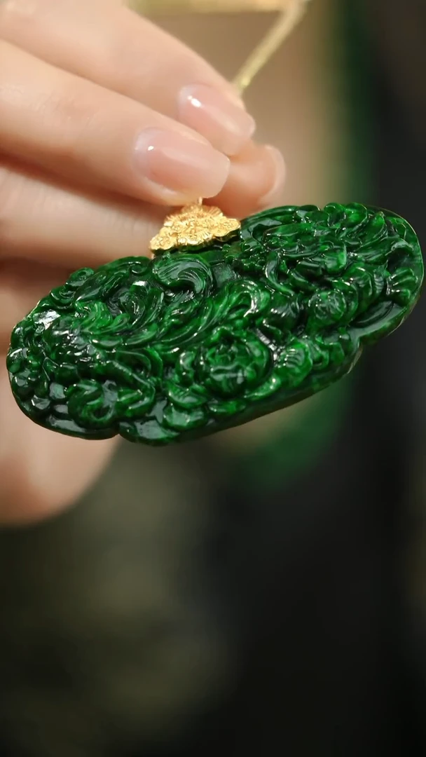 翡翠未镶嵌颈饰@YM008042036@