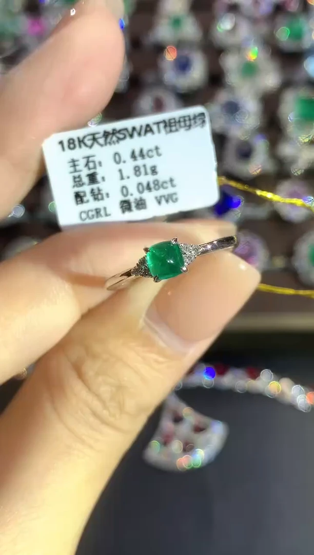 18K金镶嵌戒指祖母绿e174