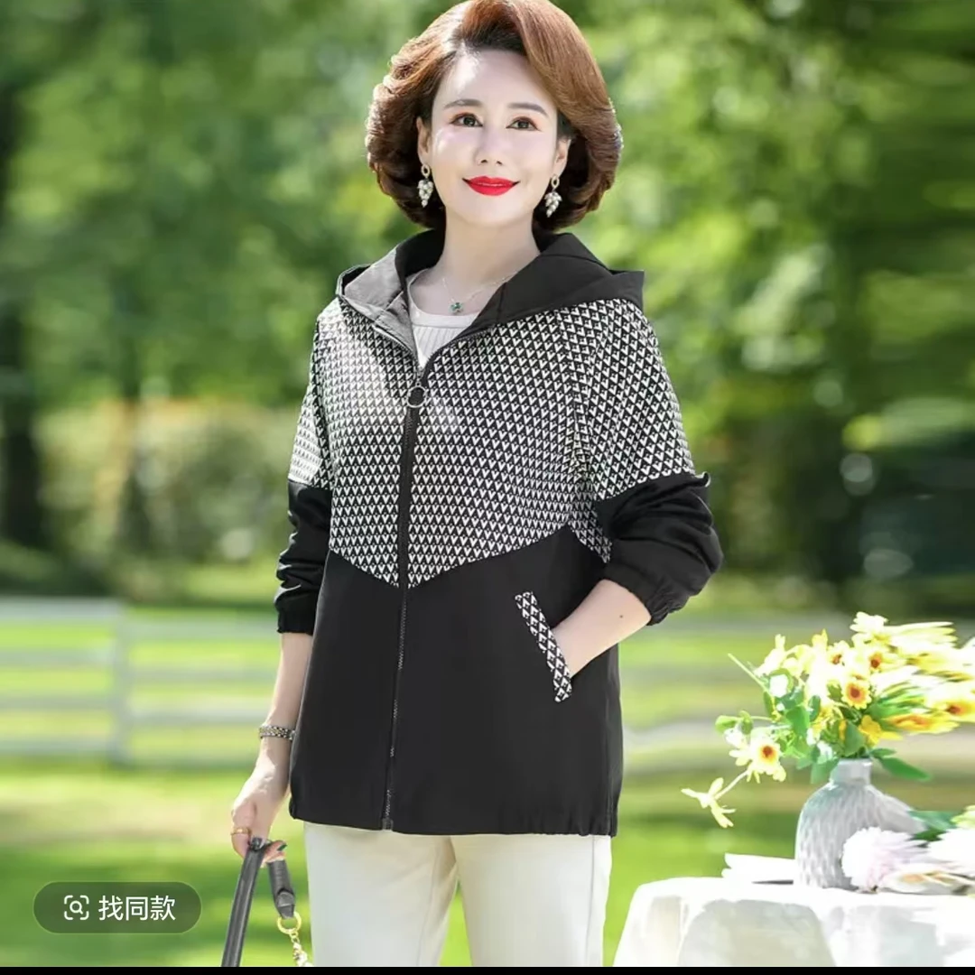 8110妈妈装春季新款女装小个子拼接格子连帽夹克上衣新仓库16-1-1