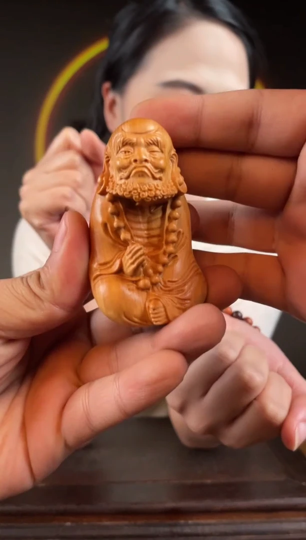 柏木（崖柏）手工摆件,先抢先得! 编号:52