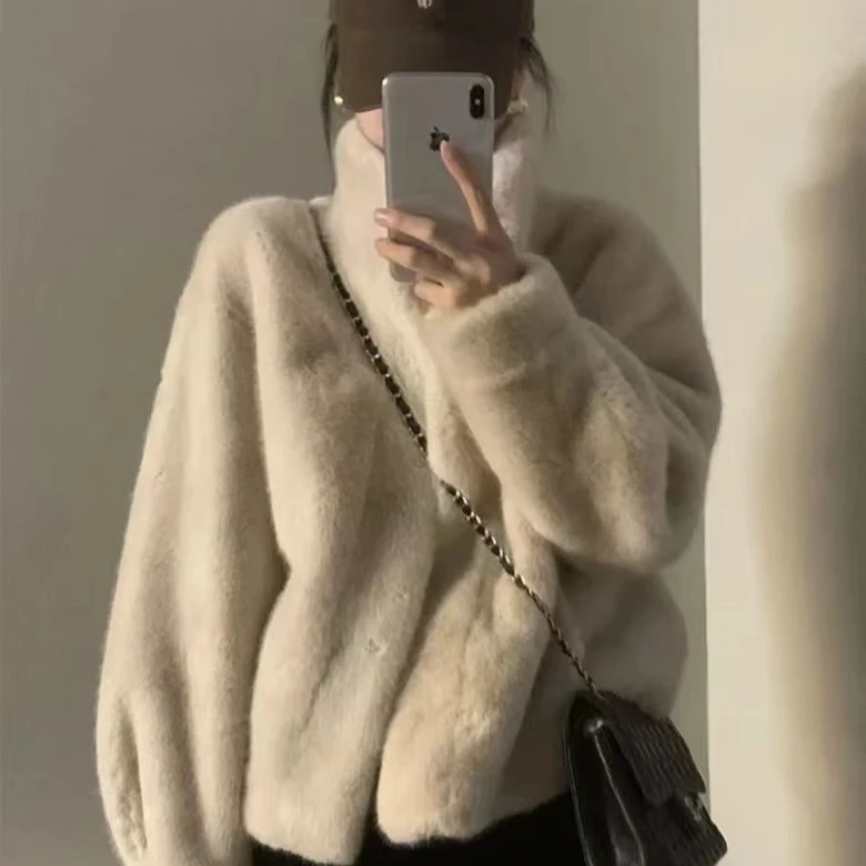 819款皮毛一体欧貂绒短款立领女士外套
