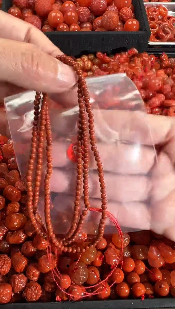 【闪购商品】南红玛瑙颈饰未镶嵌1