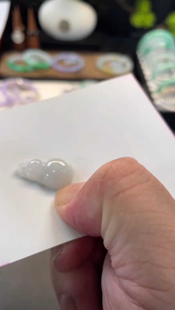 颈饰未镶嵌翡翠52号链接 有纹裂