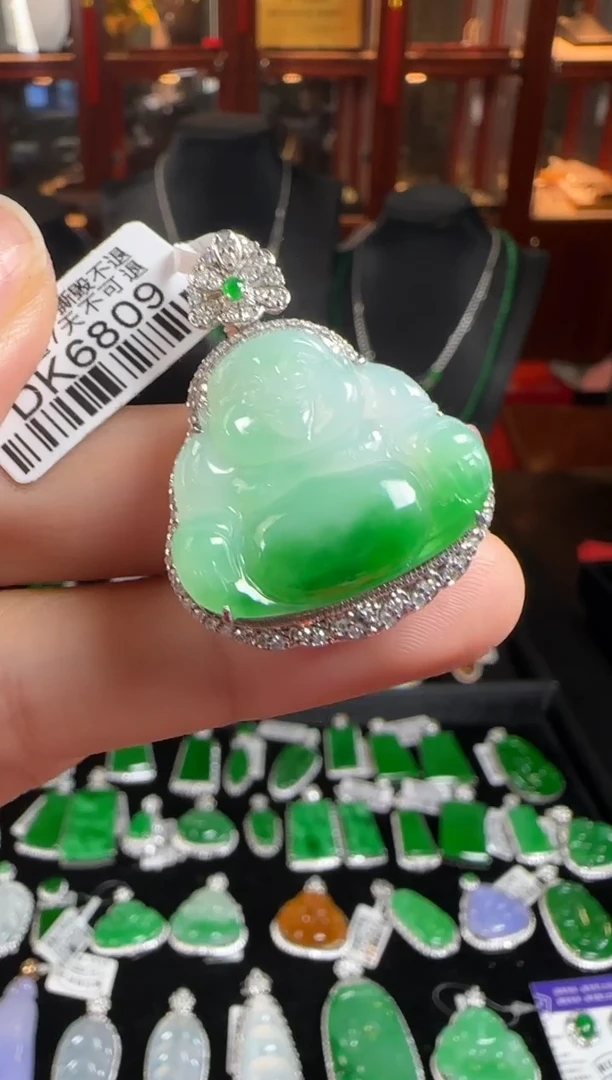 颈饰18K金镶嵌翡翠DK6809佛公