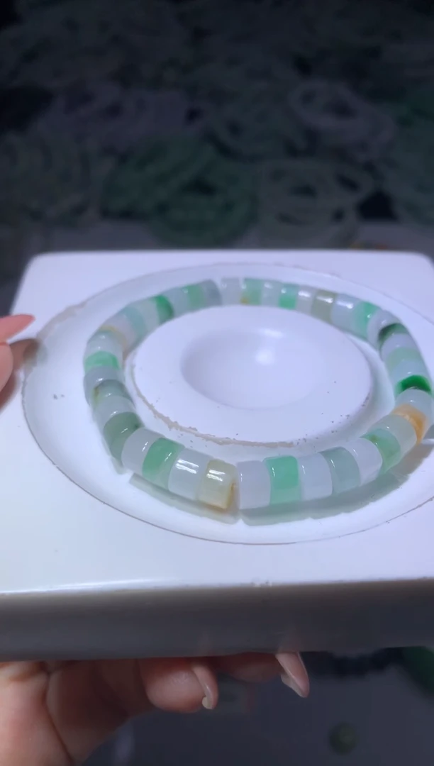 未镶嵌挂件翡翠六***水MXX058218