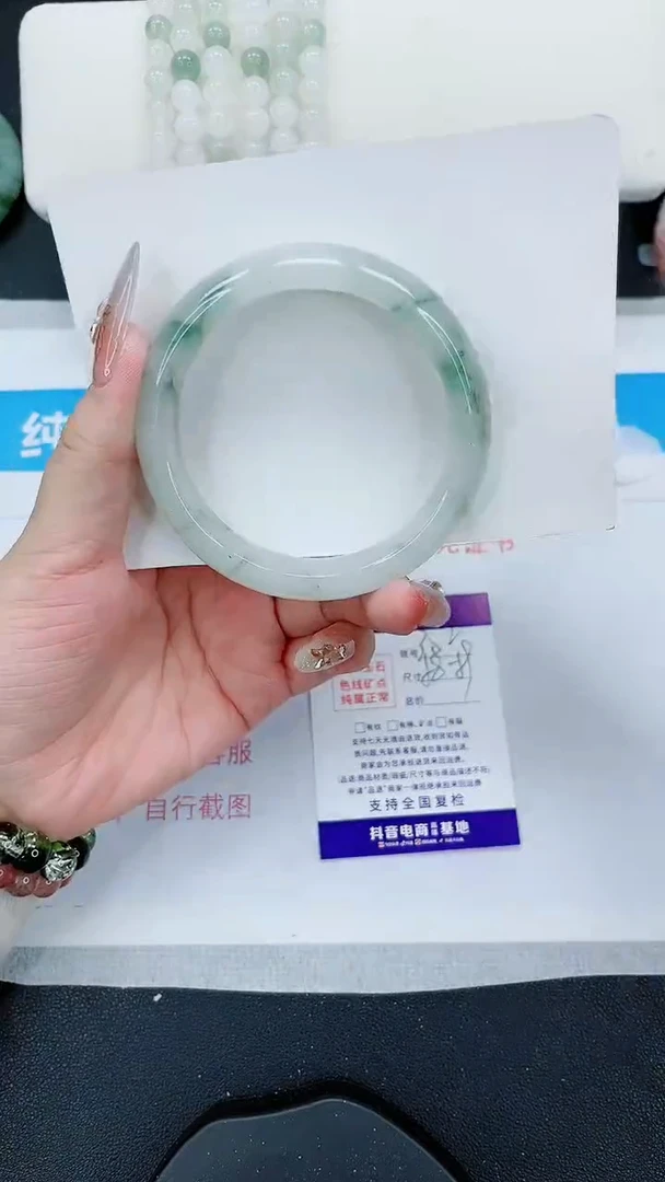 【闪购商品】石英质玉手镯未镶嵌302号/58-59圈