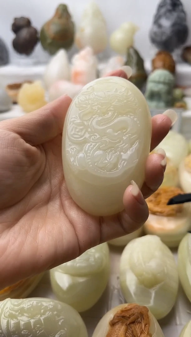 石材方解石手把件不退换盘龙