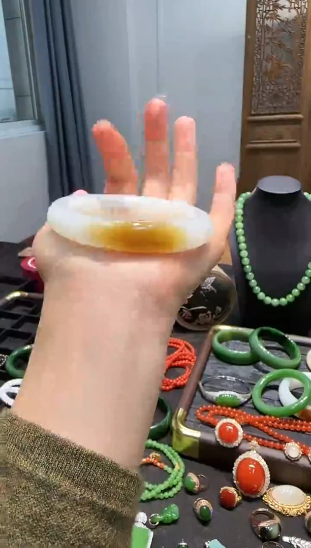 未镶嵌手镯和田玉56.57