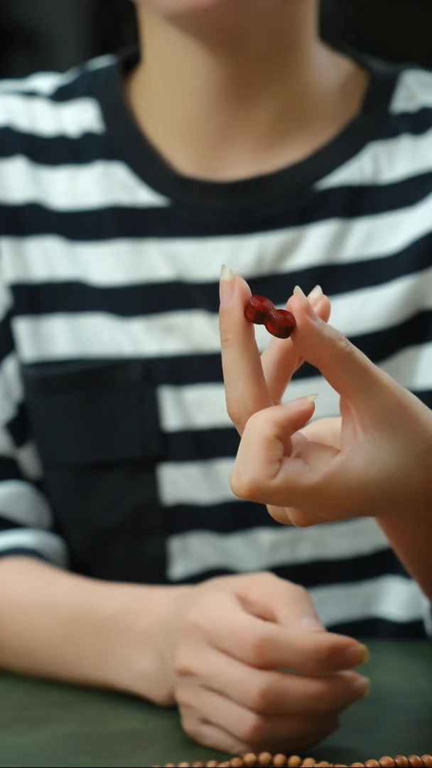 檀香紫檀（小叶紫檀）吊坠扣子发一个给大家