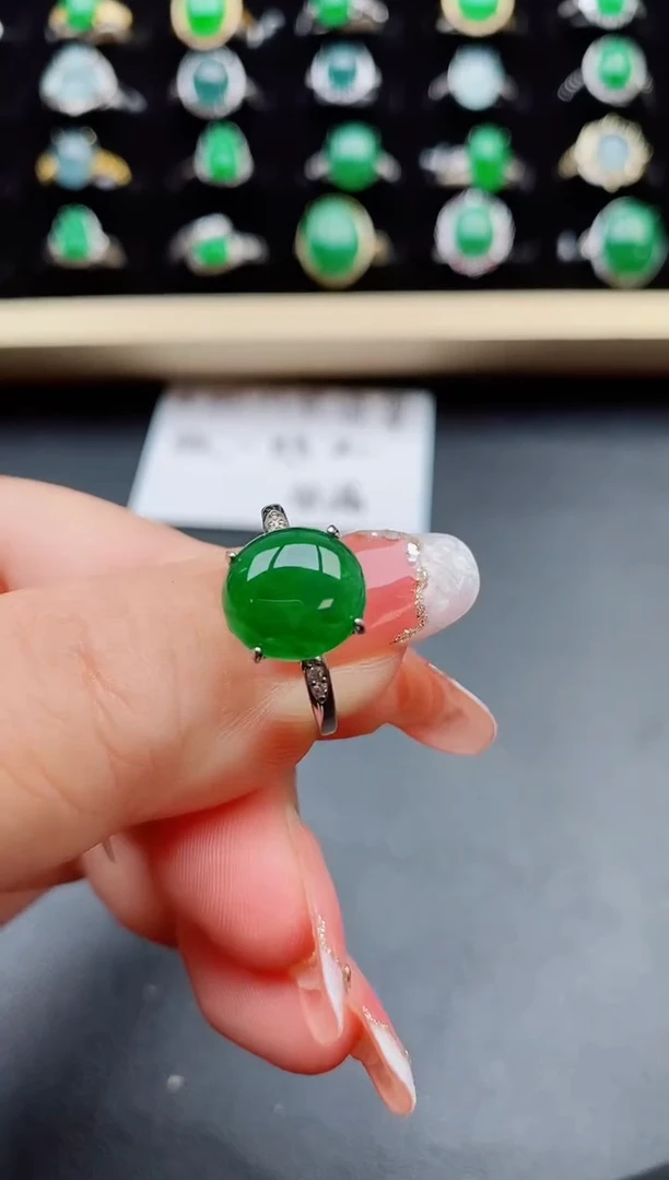 【闪购商品】翡翠戒指银S925镶嵌8000
