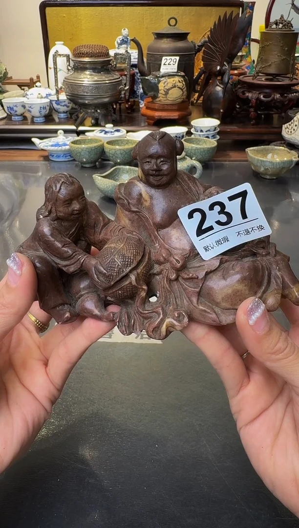 【闪购商品】摆件  注意：回流商品，默认有瑕.不退不换