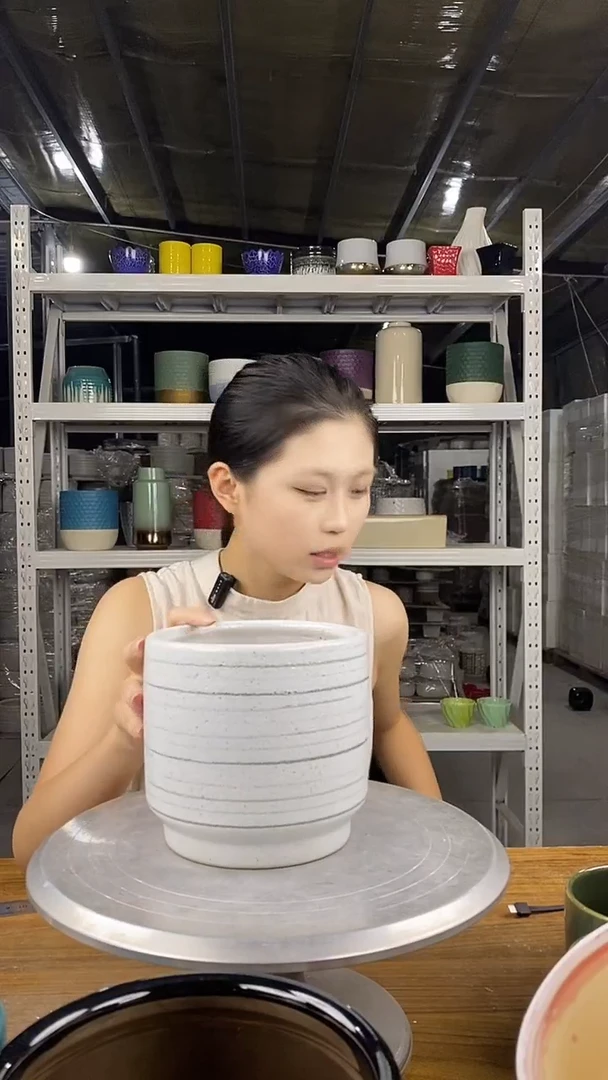 默认打孔陶瓷花盆宽高14.5-13.5微瑕