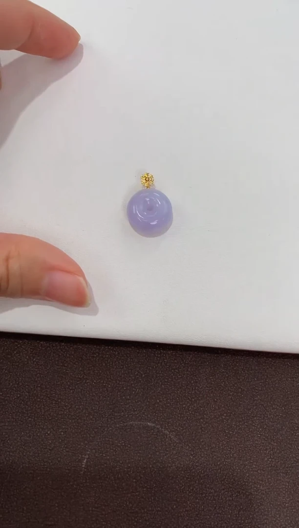 翡翠18K金镶嵌颈饰天然缅甸a货翡翠
