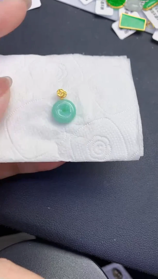 颈饰未镶嵌翡翠缅甸天然翡翠a货