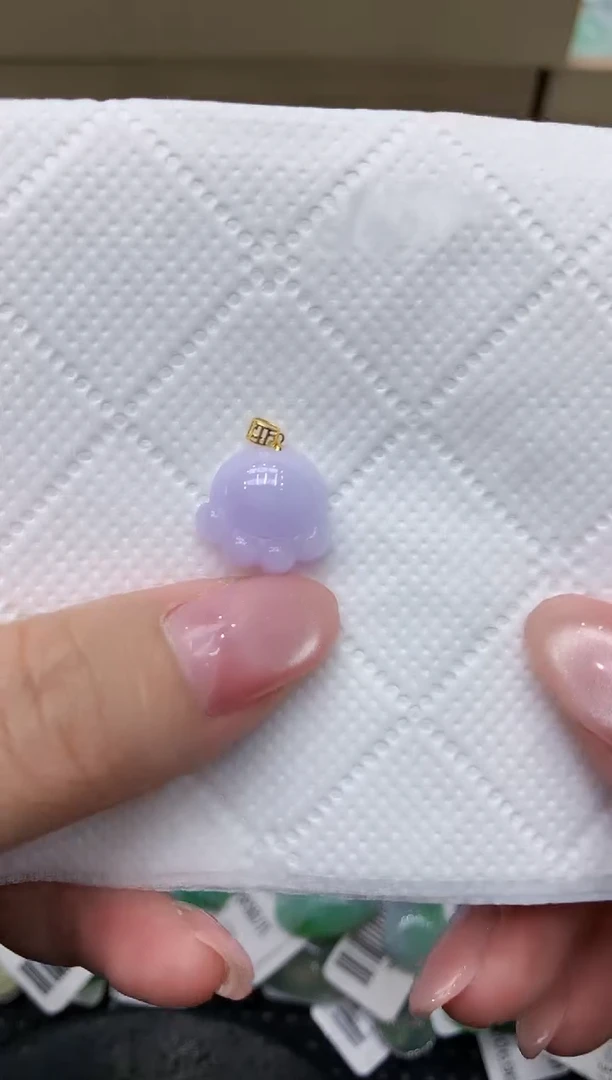 翡翠18K金镶嵌颈饰111111111