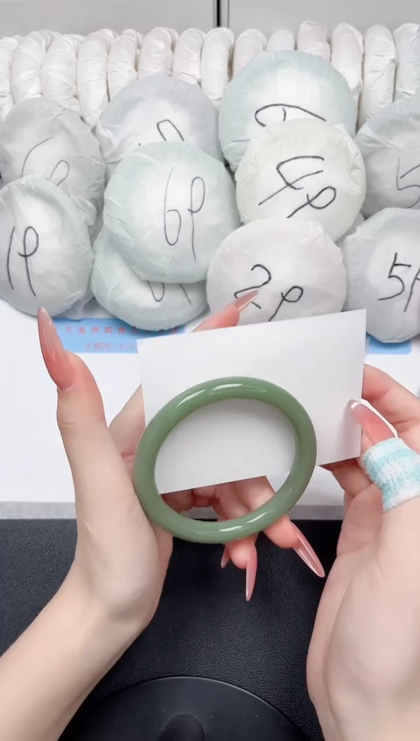 未镶嵌手镯石英质玉43-571