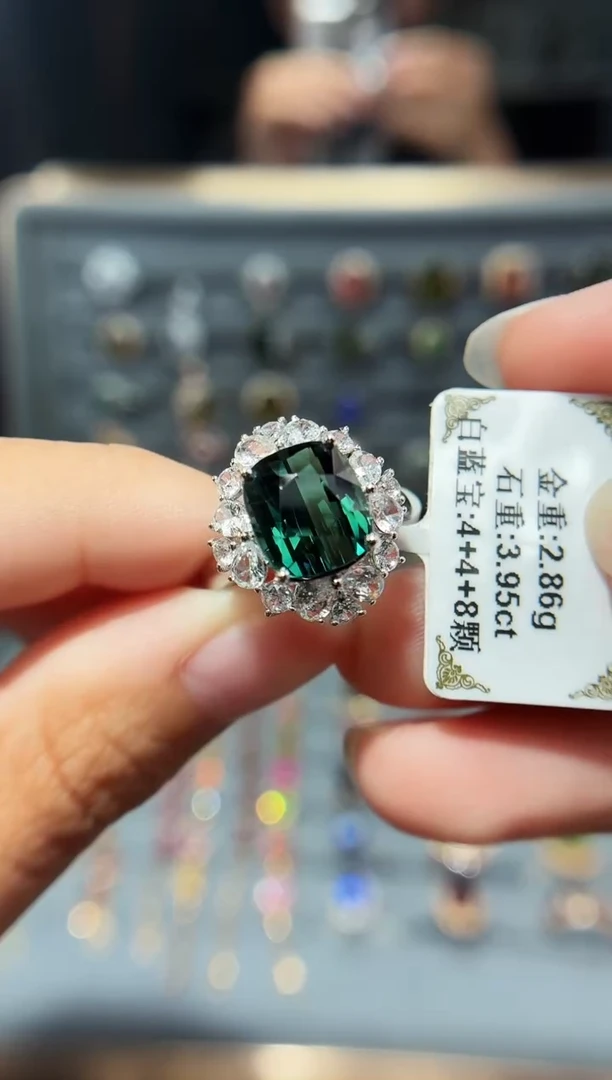 18K金镶嵌戒指碧玺3.95.