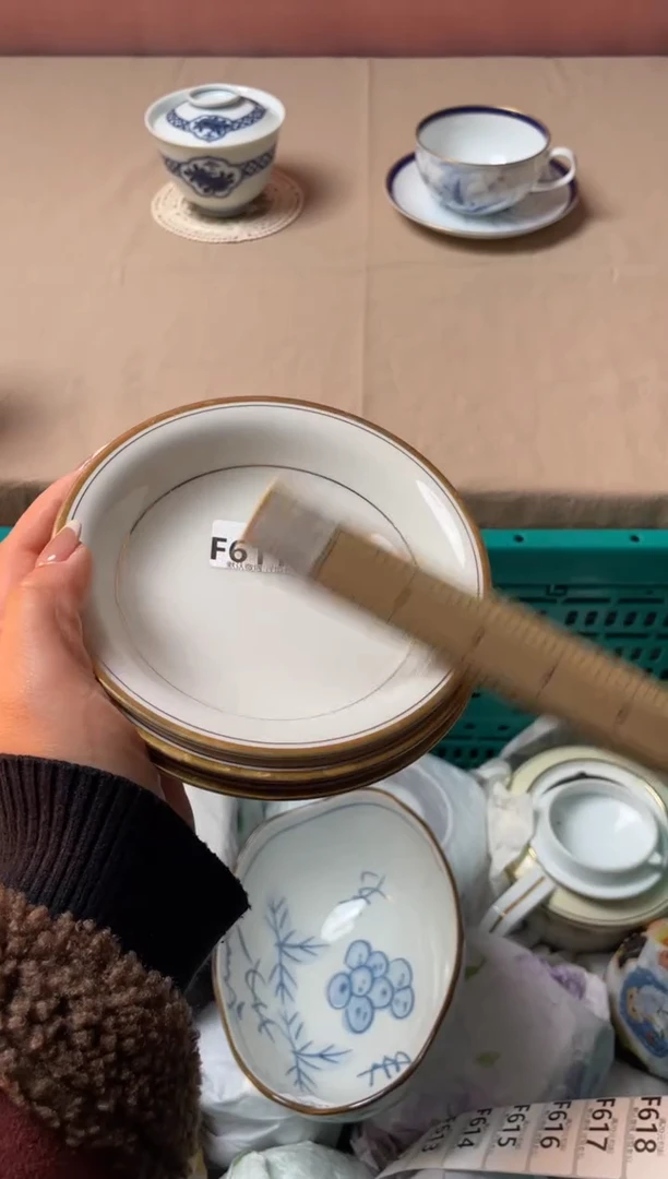 瓷片随**动瓷器瓷器F611