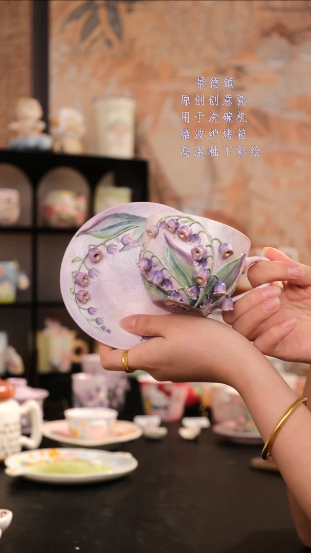摆件景德镇手工手绘设计师款