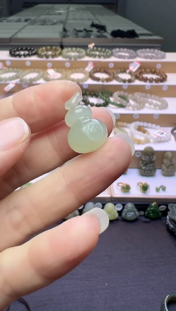 颈饰未镶嵌和田玉240号链接